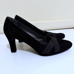 STUART WEITZMAN Black Suede Pumps with Grosgrain Ribbon Trim Size 8